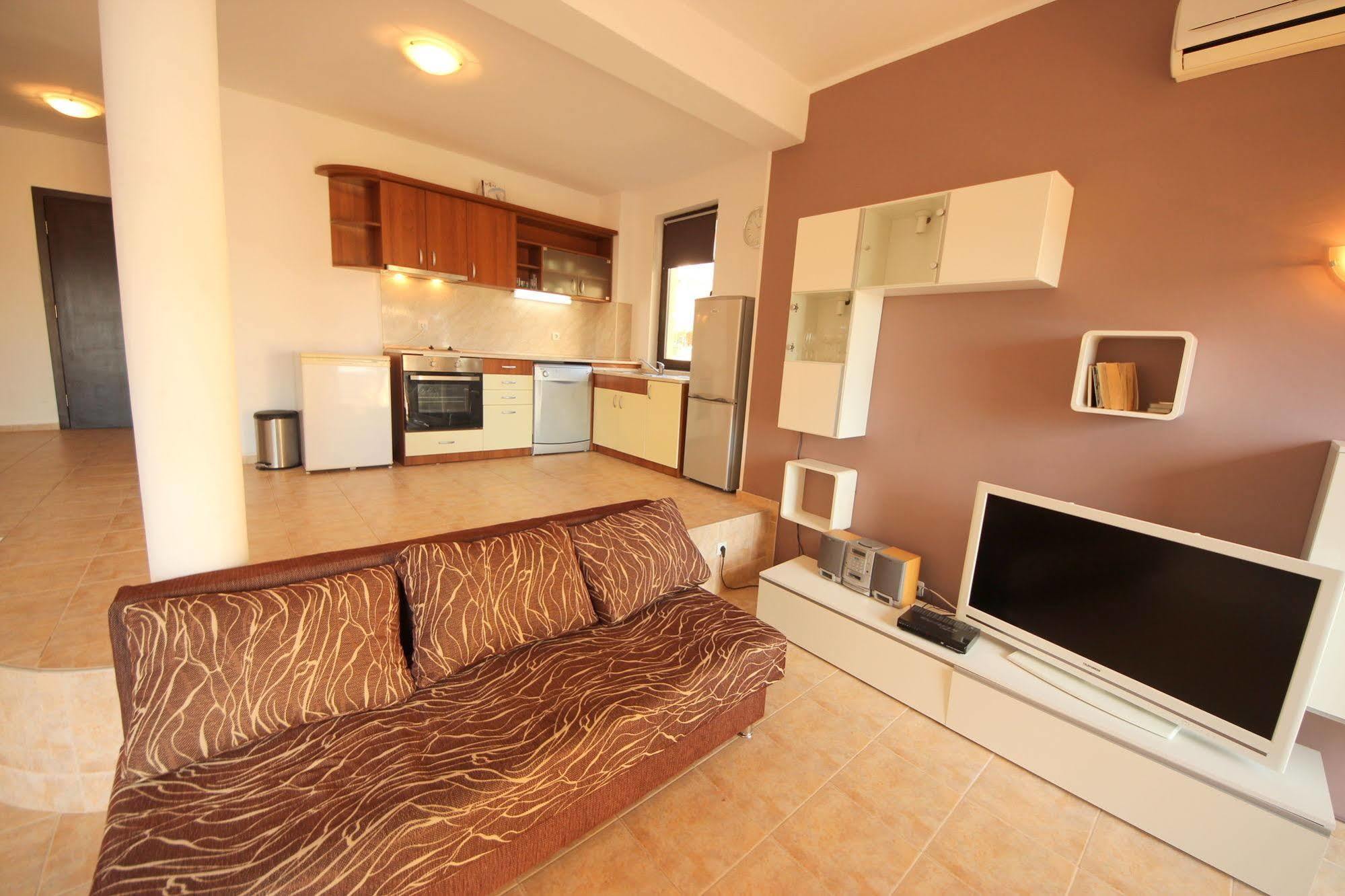 Menada Sunny Hill Villa Kosharitsa Exteriér fotografie